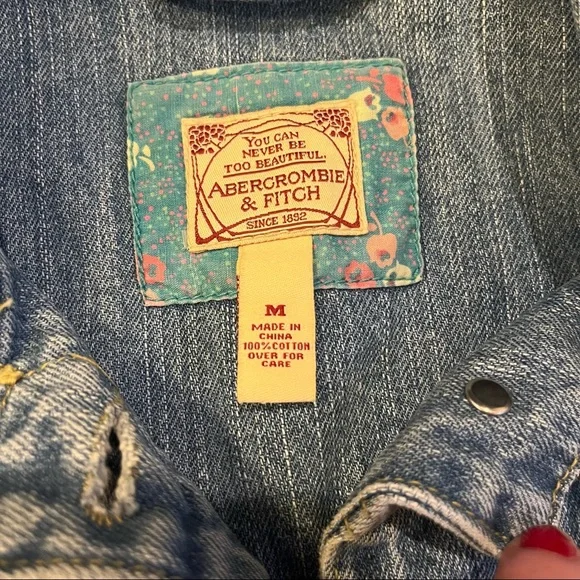 Abercrombie & Fitch Light Blue Distressed Denim Jacket - Picture 2 of 6